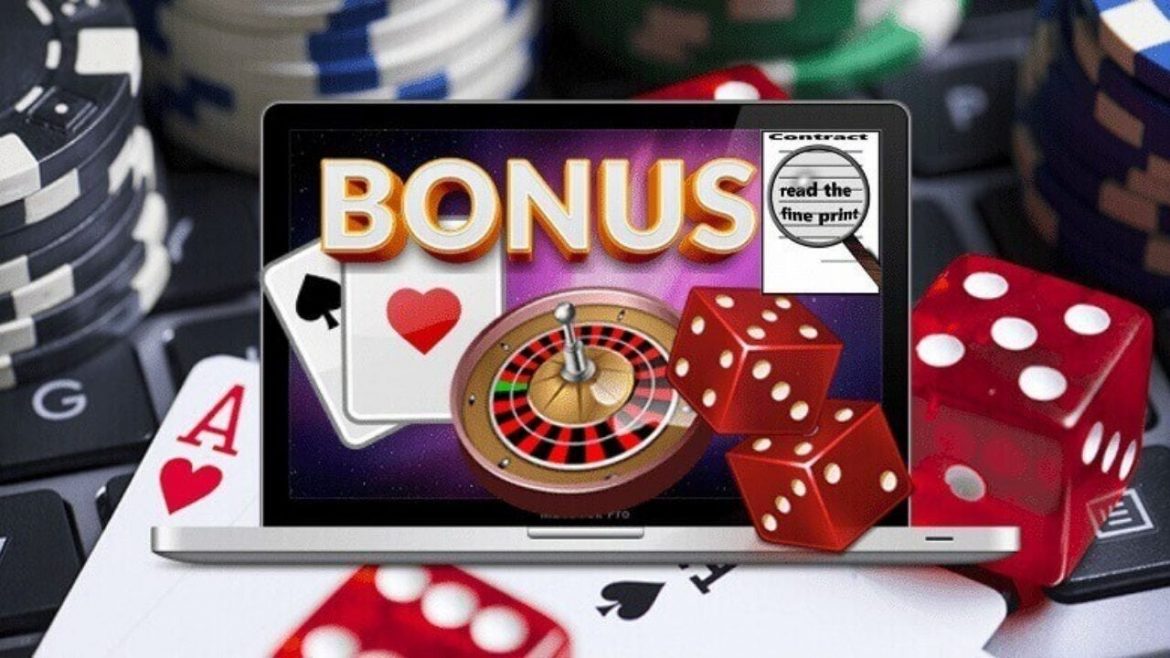 How to play at online casinos to get rich quickly with little risk